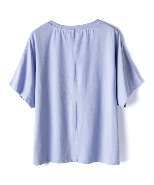 SAISON DE PAPILLON(セゾンドパピヨン)の「イレギュラーネックTシャツカットソー(Tシャツ/カットソー・レディース・ホワイト/ブラック/ブルー/ラベンダー・M/S/L)」の6枚目の写真