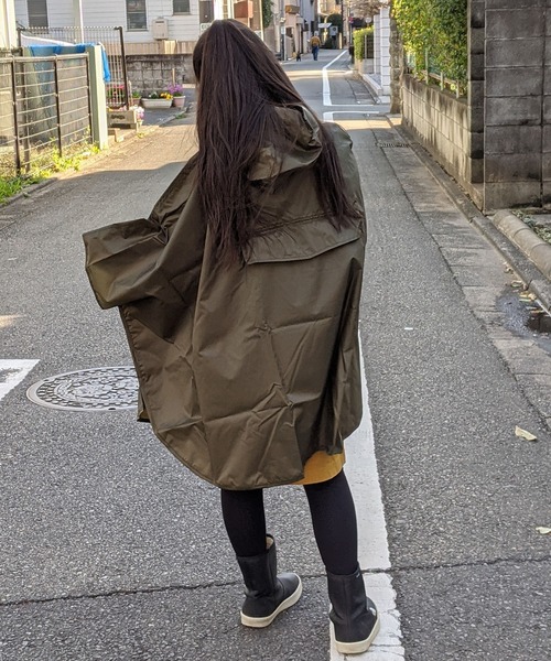 Lee（リー）の「Lee/リー　キッズ　レインポンチョ（レインコート/ポンチョ・キッズ・カーキ/ピンク/サックスブルー/オレンジ・SMALL）」の9枚目の写真