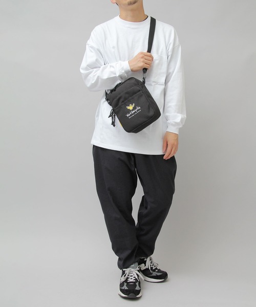 Mark Gonzales（マーク・ゴンザレス）の「600D リップストップ / 縦型 ミニショルダー / ボックス型（ショルダーバッグ・メンズ・ブラック・FREE）」の7枚目の写真