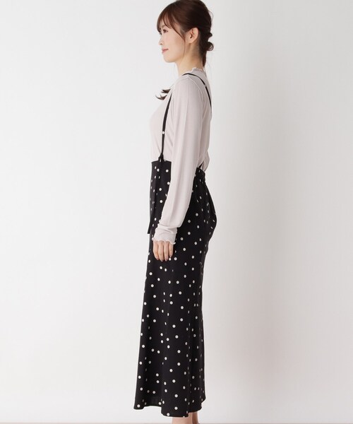 pink adobe(ピンクアドベ)の「◆【M-L】ドット柄サスペンダー付きロングスカート(スカート・レディース・ブラック系5/ベージュ系9/アイボリー系5・40/38)」の5枚目の写真
