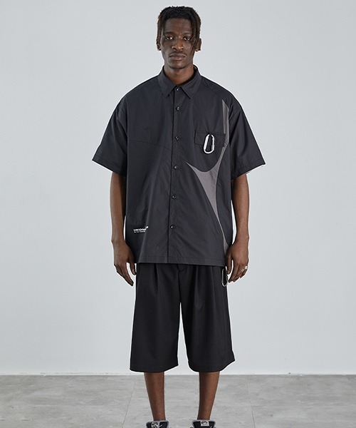 HARSH AND CRUEL（ハーシュアンドクルーエル）の「【Harsh and Cruel】Carabiner Design Patch Work Shirts HX212030110（シャツ/ブラウス・メンズ・ブラック・L/M/XL）」の11枚目の写真