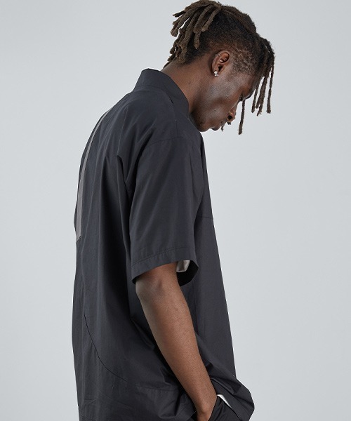 HARSH AND CRUEL（ハーシュアンドクルーエル）の「【Harsh and Cruel】Carabiner Design Patch Work Shirts HX212030110（シャツ/ブラウス・メンズ・ブラック・L/M/XL）」の7枚目の写真