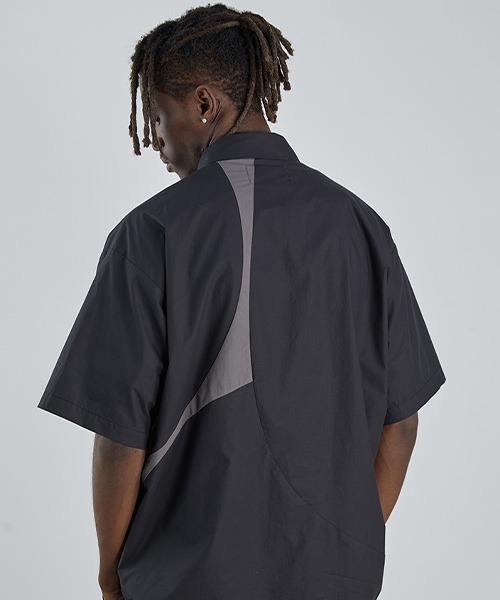 HARSH AND CRUEL（ハーシュアンドクルーエル）の「【Harsh and Cruel】Carabiner Design Patch Work Shirts HX212030110（シャツ/ブラウス・メンズ・ブラック・L/M/XL）」の9枚目の写真