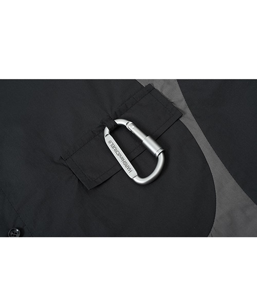 HARSH AND CRUEL（ハーシュアンドクルーエル）の「【Harsh and Cruel】Carabiner Design Patch Work Shirts HX212030110（シャツ/ブラウス・メンズ・ブラック・L/M/XL）」の17枚目の写真