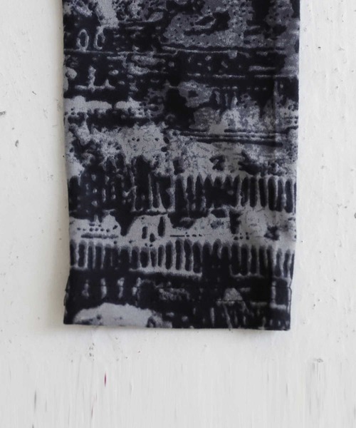 antiqua（アンティカ）の「モノトーンアート柄レギンス（レギンス/スパッツ・レディース・ミックスグレー・FREE）」の8枚目の写真