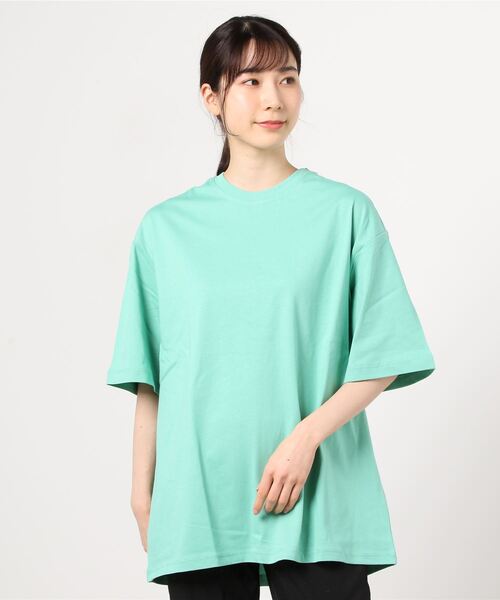 GAP（ギャップ）の「ベーシック ルーズフィット Tシャツ（Tシャツ/カットソー・レディース・ミント/ブルー/ホワイト/オレンジ系その他/ブラック/フューシャピンク・XL/M/XXS/S/L/XS）」の17枚目の写真