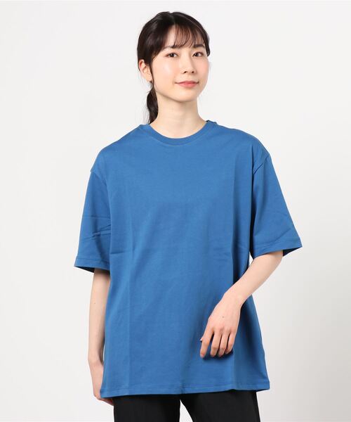 GAP（ギャップ）の「ベーシック ルーズフィット Tシャツ（Tシャツ/カットソー・レディース・ミント/ブルー/ホワイト/オレンジ系その他/ブラック/フューシャピンク・XL/M/XXS/S/L/XS）」の7枚目の写真