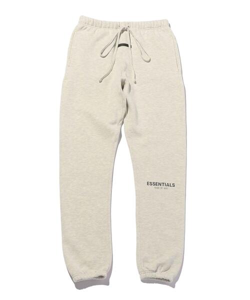 FOG ESSENTIALS（エフオージーエッセンシャルズ）の「＜FEAR OF GOD ESSENTIALS＞ SWEAT PANTS/スウェットパンツ（スウェットパンツ・メンズ・ライトグレー/ブラック・SMALL/LARGE/MEDIUM/X-SMALL/X-LARGE）」の2枚目の写真