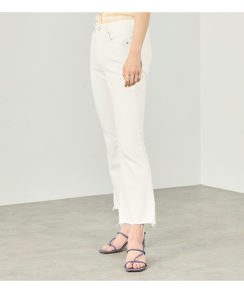 SOMETHING（サムシング）の「SOMETHING/サムシング クロップド裾フリンジ LISAフレアデニムパンツ（デニムパンツ・レディース・ホワイト/ライトブルー/ブラック/ブルー/ブルー系その他・26/27/28/29）」の11枚目の写真