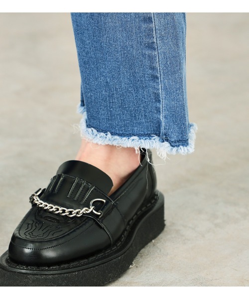 SOMETHING（サムシング）の「SOMETHING/サムシング クロップド裾フリンジ LISAフレアデニムパンツ（デニムパンツ・レディース・ホワイト/ライトブルー/ブラック/ブルー/ブルー系その他・26/27/28/29）」の20枚目の写真