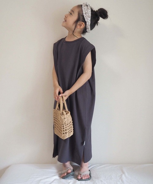 CIAOPANIC TYPY（チャオパニックティピー）の「【KIDS】USAコットン肩タックワンピース（ワンピース・キッズ・チャコールグレー/ブラウン/サンドベージュ・SMALL/MEDIUM/LARGE/X-LARGE/XX-LARGE）」の8枚目の写真