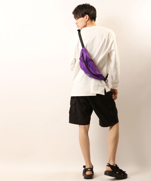 MEI（メイ）の「MEI ARCHIVE BOTTOMLINE ミニボディバッグ（ボディバッグ/ウエストポーチ・メンズ・ホワイト/ブラック/ベージュ/パープル/ネイビー/グレー/ピンク/オリーブドラブ・FREE）」の14枚目の写真