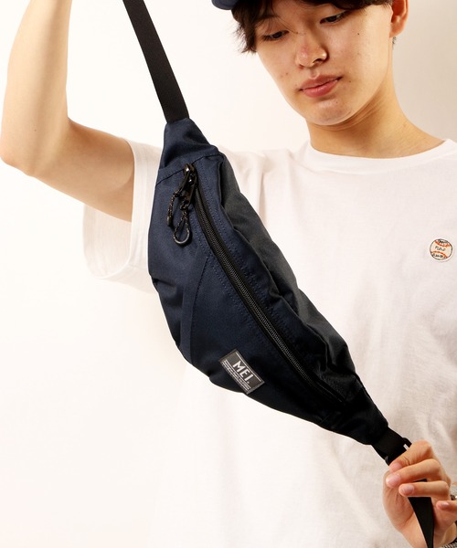 MEI（メイ）の「MEI ARCHIVE BOTTOMLINE ミニボディバッグ（ボディバッグ/ウエストポーチ・メンズ・ホワイト/ブラック/ベージュ/パープル/ネイビー/グレー/ピンク/オリーブドラブ・FREE）」の16枚目の写真