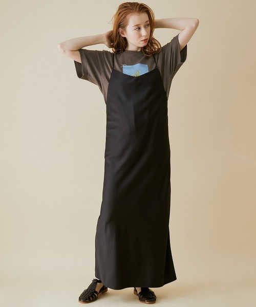 MADEMOISELLE ROPE'（マドモアゼル ロペ）の「【VTA for MADEMOISELLE】フラワーフォトショートスリーブ Tシャツ（Tシャツ/カットソー・レディース・チャコールグレー/グレー系その他/ホワイト/ホワイト系その他・FREE）」の10枚目の写真