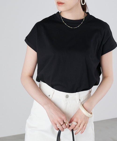 Chaco closet(チャコ クローゼット)の「モックネックフレンチスリーブTシャツ(Tシャツ/カットソー・レディース・ホワイト/ブラック/ベージュ/ネイビー/ブラウン/ピンク・FREE)」の3枚目の写真