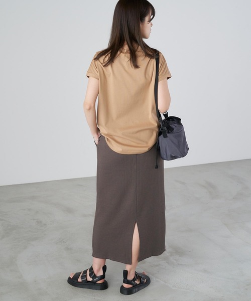 Chaco closet(チャコ クローゼット)の「モックネックフレンチスリーブTシャツ(Tシャツ/カットソー・レディース・ホワイト/ブラック/ベージュ/ネイビー/ブラウン/ピンク・FREE)」の22枚目の写真