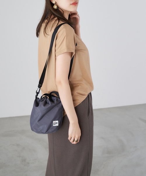 Chaco closet(チャコ クローゼット)の「モックネックフレンチスリーブTシャツ(Tシャツ/カットソー・レディース・ホワイト/ブラック/ベージュ/ネイビー/ブラウン/ピンク・FREE)」の19枚目の写真