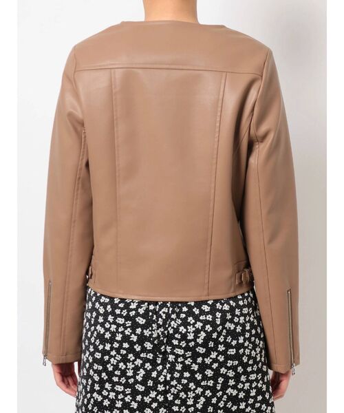 dazzlin(ダズリン)の「レザーライクライダースジップジャケット(ライダースジャケット・レディース・ブラック/ベージュ/アイボリー・FREE)」の16枚目の写真
