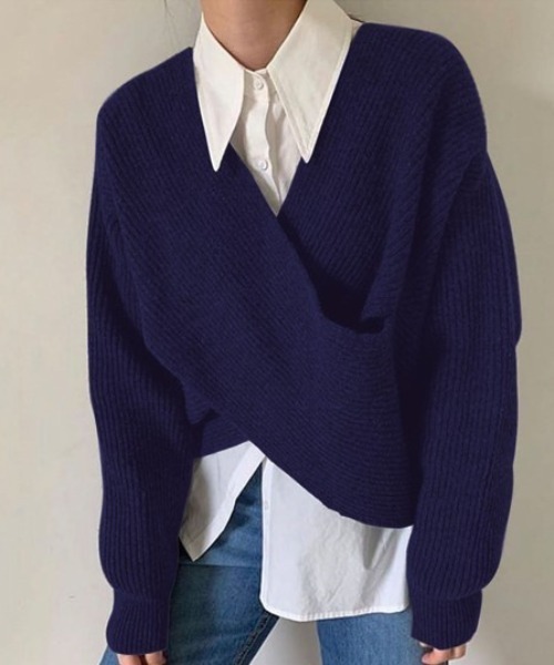 ABITOKYO（アビトーキョー）の「カシュクールVネックニットプルオーバー（ニット/セーター・レディース・ベージュ/チャコールグレー/アイボリー/パープル/ネイビー/キャメル/ワインレッド/グリーン・FREE）」の5枚目の写真