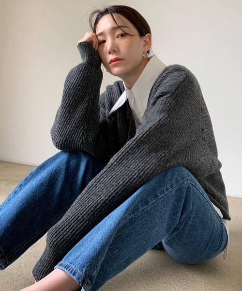 ABITOKYO（アビトーキョー）の「カシュクールVネックニットプルオーバー（ニット/セーター・レディース・ベージュ/チャコールグレー/アイボリー/パープル/ネイビー/キャメル/ワインレッド/グリーン・FREE）」の10枚目の写真