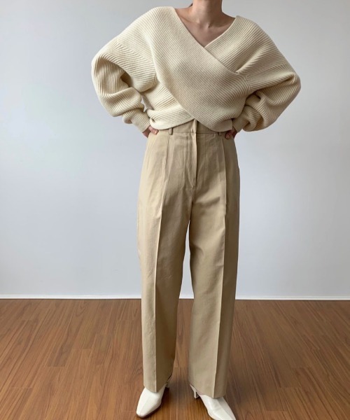 ABITOKYO（アビトーキョー）の「カシュクールVネックニットプルオーバー（ニット/セーター・レディース・ベージュ/チャコールグレー/アイボリー/パープル/ネイビー/キャメル/ワインレッド/グリーン・FREE）」の19枚目の写真