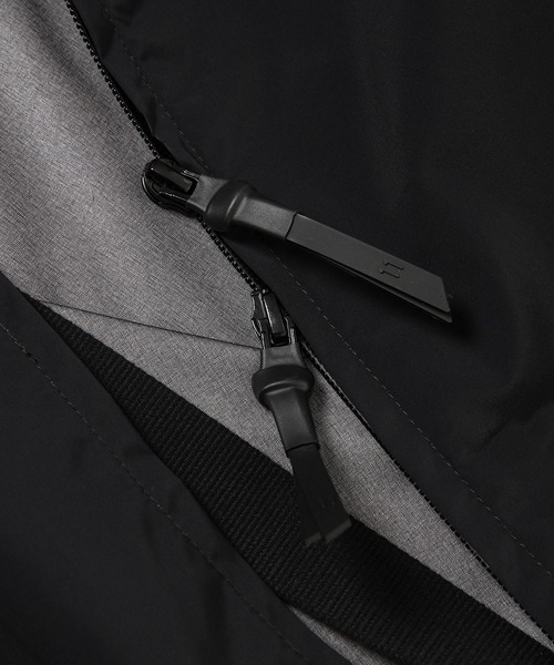 11 by Boris Bidjan Saberi ( ボリスビジャンサベリ)の「J10_JACKET(その他アウター・メンズ・ブラック・L)」の4枚目の写真