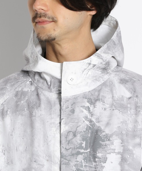 niko and...（ニコアンド）の「[UNSTUDIED]プリントフィールパーカー（ミリタリージャケット・メンズ・オフホワイト/カーキ・22.5cm）」の8枚目の写真