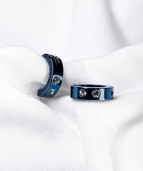 FUNALIVE（ファンアライブ）の「JON イヤーカフ ステンレス両耳(２点セット)韓国製（イヤーカフ・メンズ・A/B/C/D/E/F/G/H/I/J/K/L/M/N/O/その他1/その他3/Z/V/P/その他2/U/その他5/Y/S/X/T/W/その他/R/その他4/その他6/Q・FREE）」の13枚目の写真