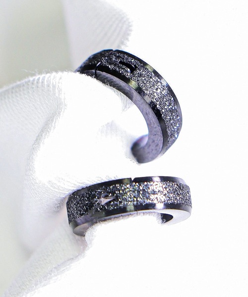 FUNALIVE（ファンアライブ）の「JON イヤーカフ ステンレス両耳(２点セット)韓国製（イヤーカフ・メンズ・A/B/C/D/E/F/G/H/I/J/K/L/M/N/O/その他1/その他3/Z/V/P/その他2/U/その他5/Y/S/X/T/W/その他/R/その他4/その他6/Q・FREE）」の15枚目の写真