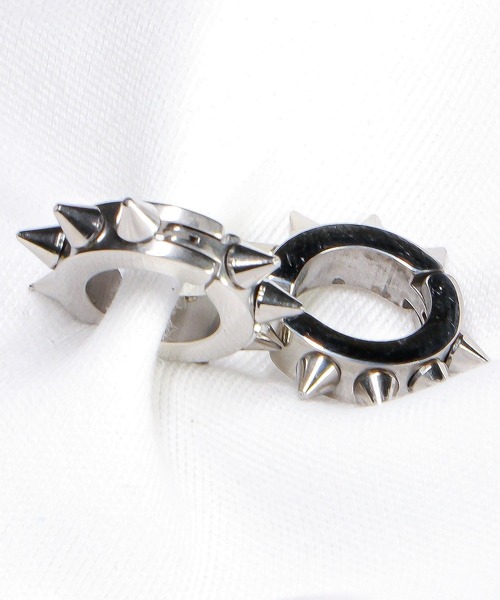 FUNALIVE（ファンアライブ）の「JON イヤーカフ ステンレス両耳(２点セット)韓国製（イヤーカフ・メンズ・A/B/C/D/E/F/G/H/I/J/K/L/M/N/O/その他1/その他3/Z/V/P/その他2/U/その他5/Y/S/X/T/W/その他/R/その他4/その他6/Q・FREE）」の16枚目の写真