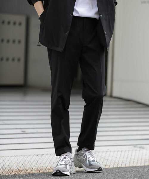 URBAN RESEARCH Sonny Label（アーバンリサーチサニーレーベル）の「『抗菌/撥水』テックセンプレアンクルパンツ（その他パンツ・メンズ・ブラック/カーキ・MEDIUM/LARGE）」の2枚目の写真