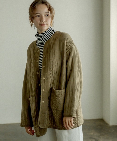 PUAL CE CIN(ピュアルセシン)の「オーガニックストライプキルトジャケット(その他アウター・レディース・チャコールグレー/カーキ/ライトベージュ/アイボリー・FREE)」の4枚目の写真