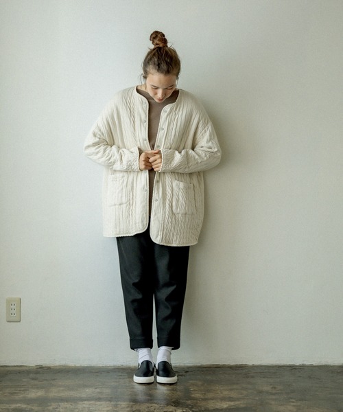 PUAL CE CIN(ピュアルセシン)の「オーガニックストライプキルトジャケット(その他アウター・レディース・チャコールグレー/カーキ/ライトベージュ/アイボリー・FREE)」の11枚目の写真