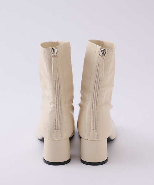 CIAOPANIC（チャオパニック）の「センターステッチショートブーツ（ブーツ・レディース・ブラック/グリーン/アイボリー・SMALL/MEDIUM/39/37）」の20枚目の写真