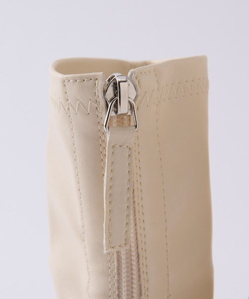 CIAOPANIC（チャオパニック）の「センターステッチショートブーツ（ブーツ・レディース・ブラック/グリーン/アイボリー・SMALL/MEDIUM/39/37）」の19枚目の写真