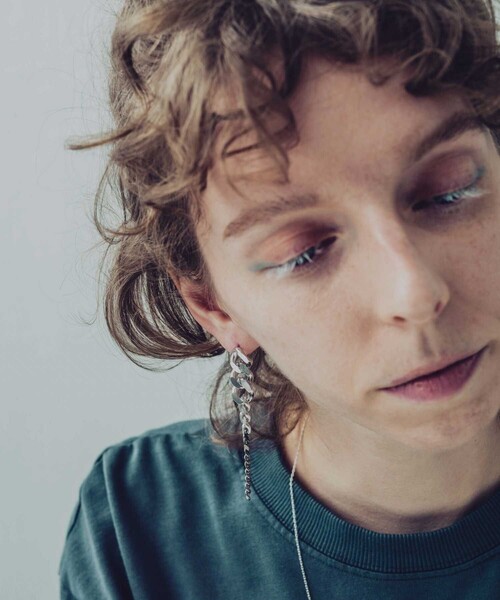 and cloud（アンドクラウド）の「Gradation Long Pierce L / Single（ピアス（片耳用）・レディース・ゴールド系その他/シルバー系その他/イエローゴールド/シルバー・FREE）」の21枚目の写真