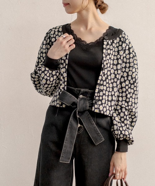 OLIVE des OLIVE（オリーブデオリーブ）の「ジャガードのかわいい長袖カーディガン（カーディガン/ボレロ・レディース・ブラック/ベージュ/スミクロ・FREE）」の2枚目の写真