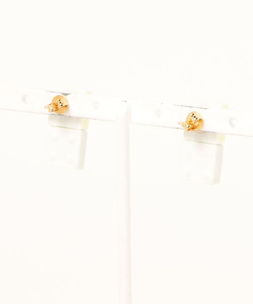 tone（トーン）の「【Le soleil】美濃焼　　バイカラーピアス(MA)（ピアス（両耳用）・レディース・ブラック系その他/ホワイト系その他/グレー系その他/ベージュ系その他/グリーン系その他/イエロー系その他/ブラック系その他2/ベージュ系その他2/イエロー系その他2/ホワイト×グリーン・FREE）」の16枚目の写真