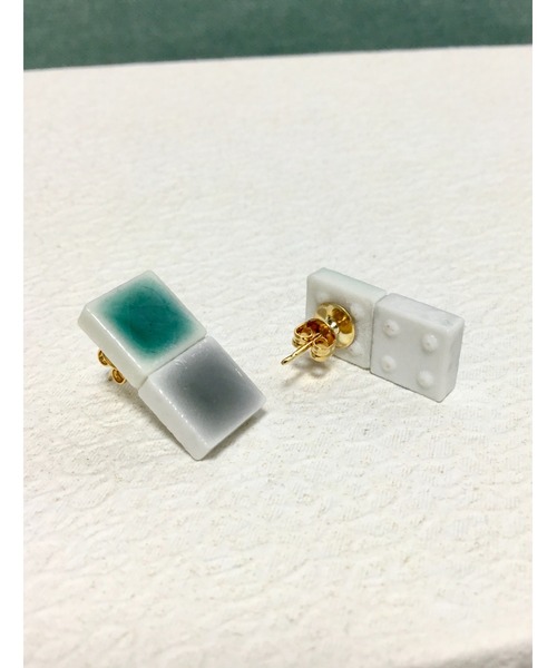tone（トーン）の「【Le soleil】美濃焼　　バイカラーピアス(MA)（ピアス（両耳用）・レディース・ブラック系その他/ホワイト系その他/グレー系その他/ベージュ系その他/グリーン系その他/イエロー系その他/ブラック系その他2/ベージュ系その他2/イエロー系その他2/ホワイト×グリーン・FREE）」の19枚目の写真