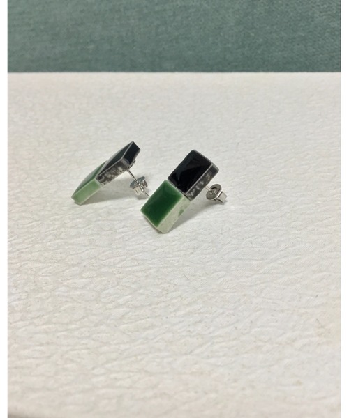 tone（トーン）の「【Le soleil】美濃焼　　バイカラーピアス(MA)（ピアス（両耳用）・レディース・ブラック系その他/ホワイト系その他/グレー系その他/ベージュ系その他/グリーン系その他/イエロー系その他/ブラック系その他2/ベージュ系その他2/イエロー系その他2/ホワイト×グリーン・FREE）」の17枚目の写真