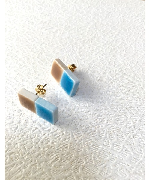 tone（トーン）の「【Le soleil】美濃焼　　バイカラーピアス(MA)（ピアス（両耳用）・レディース・ブラック系その他/ホワイト系その他/グレー系その他/ベージュ系その他/グリーン系その他/イエロー系その他/ブラック系その他2/ベージュ系その他2/イエロー系その他2/ホワイト×グリーン・FREE）」の21枚目の写真