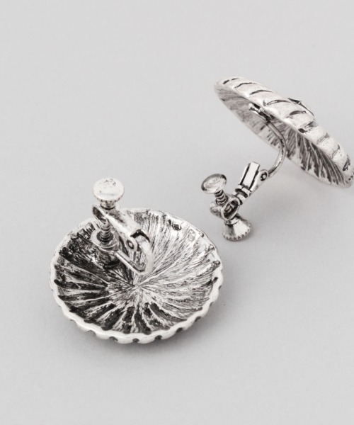 JEANASIS（ジーナシス）の「ハートコンチョイヤリング/237463（イヤリング・レディース・ゴールド/シルバー・FREE）」の3枚目の写真