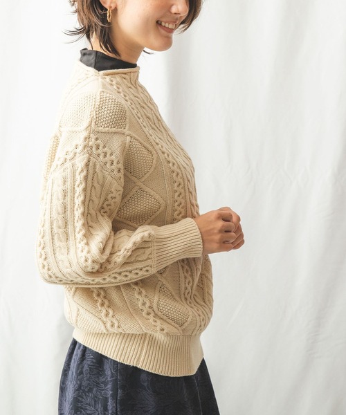 NARACAMICIE（ナラカミーチェ）の「アラン柄ニットプルオーバー（ニット/セーター・レディース・ネイビー/ベージュ・MEDIUM）」の9枚目の写真