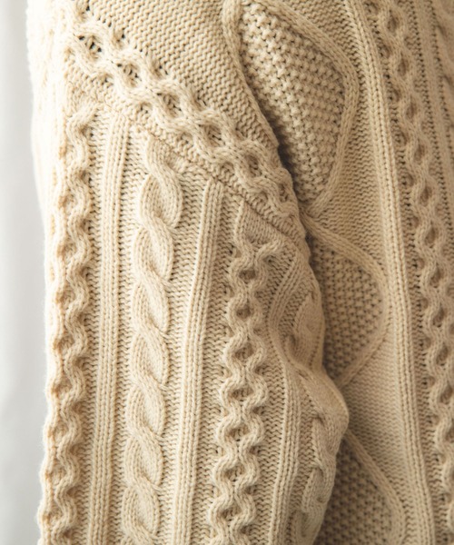 NARACAMICIE（ナラカミーチェ）の「アラン柄ニットプルオーバー（ニット/セーター・レディース・ネイビー/ベージュ・MEDIUM）」の17枚目の写真