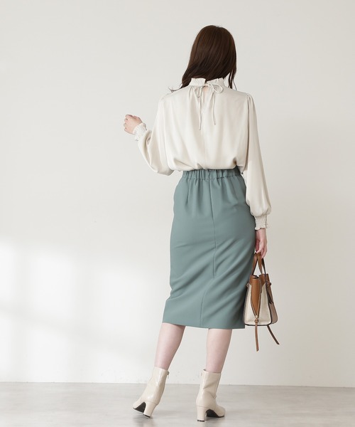 N.（N. Natural Beauty Basic）（エヌエヌナチュラルビューティーベーシック）の「【追加生産】◆フリルネックバックリボンブラウス（シャツ/ブラウス・レディース・ホワイト/ベージュ・MEDIUM）」の11枚目の写真