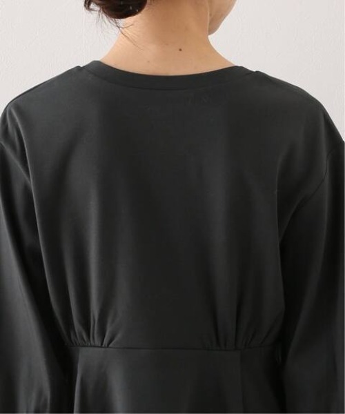 SLOBE IENA(スローブイエナ)の「スムースギャザーチュニック【手洗い可能】◆(Tシャツ/カットソー・レディース・チャコールグレー/オリーブ・FREE)」の4枚目の写真