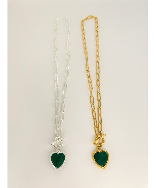 mou(モウ)の「グリーンハートチャームネックレス(ネックレス・レディース・シルバー/ゴールド・FREE)」の5枚目の写真