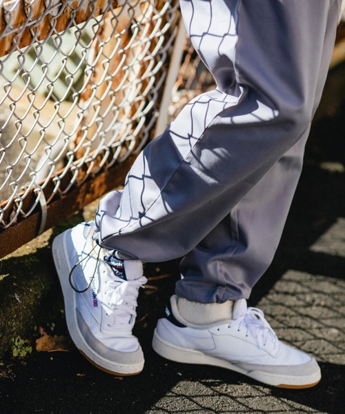 BROKEN BASE（ブロークンベース）の「シャーリングワイドパンツ（その他パンツ・メンズ・ライトグレー/グリーン・MEDIUM/LARGE）」の8枚目の写真