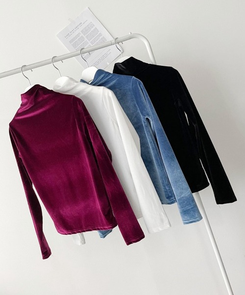 CEMONEMO(セモネモ)の「ベルベット ハーフネック プルオーバー(Tシャツ/カットソー・レディース・アイボリー/ブラック/コバルトブルー/ワイン・FREE)」の21枚目の写真