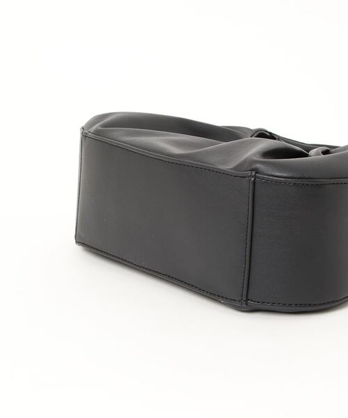 cepo（セポ）の「シャーリングバッグ（ハンドバッグ・レディース・ブラック/ベージュ/パープル・FREE）」の9枚目の写真